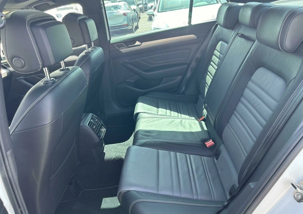Volkswagen Passat cena 129900 przebieg: 126226, rok produkcji 2021 z Krzeszowice małe 781